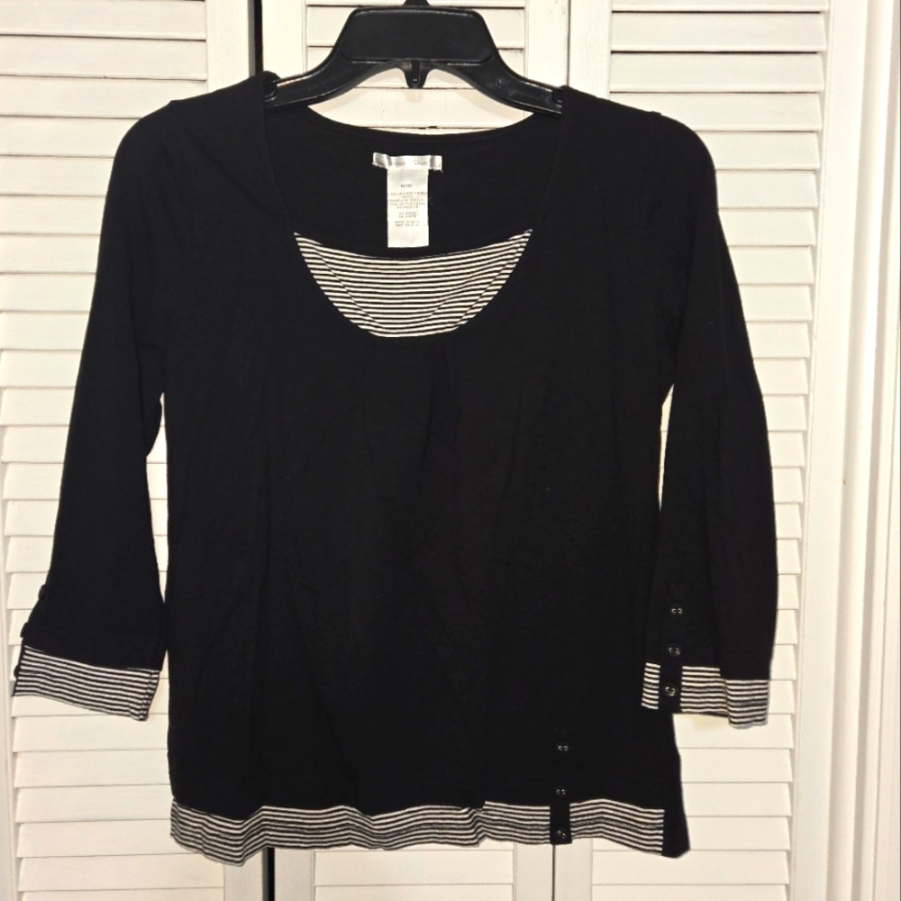 Alison Sheri Women's M  3/4 sleeve Top